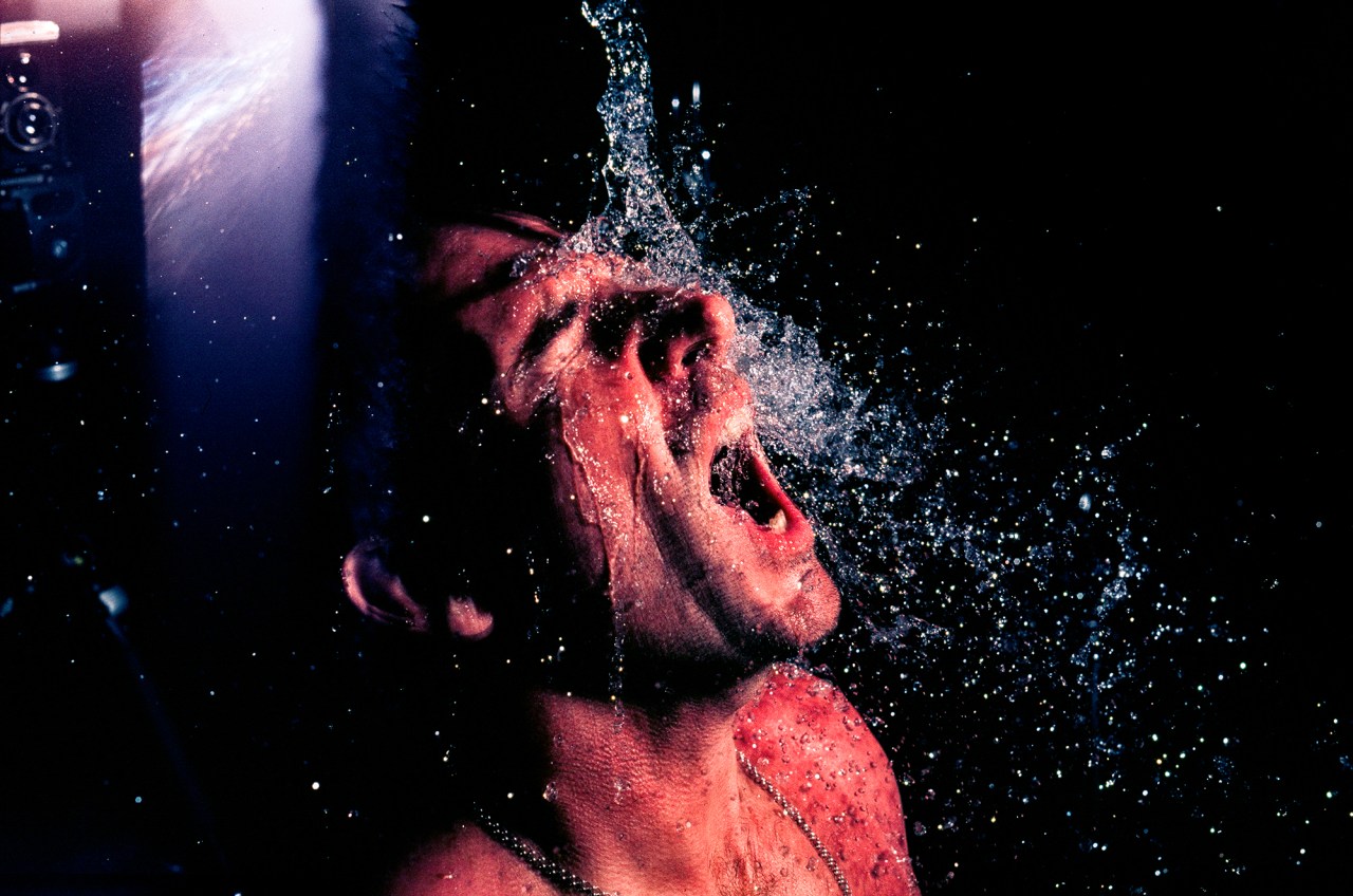 no47;10jan2019; velvi;mitm; x3 frmes dark ; one frame; pentax me super 50mm f1,7